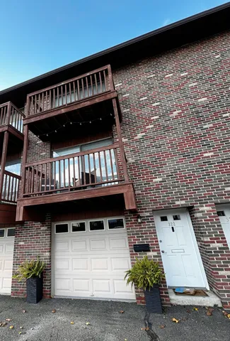 $2,850 | 322 Knapps Highway, Unit 322, Fairfield, CT 06825