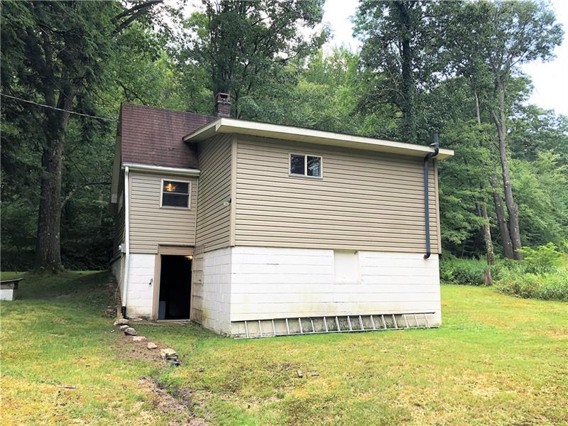 199 Anglers Road Rockwood, PA 15424 - Photo 3 of 19 Gallery Image 3