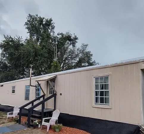 $150,000 | 17936 Southeast 95th Street Road, Ocklawaha, FL 32179