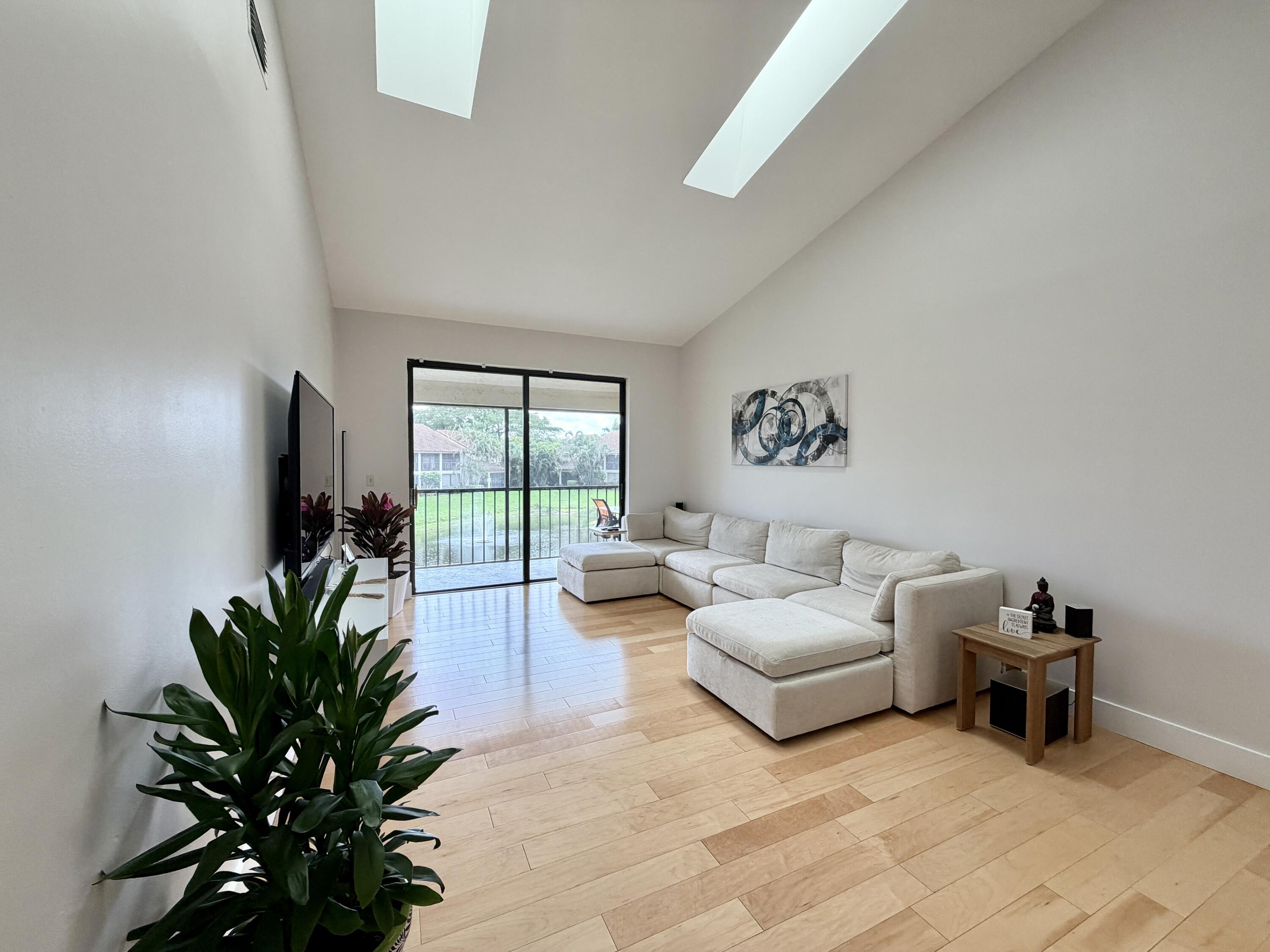 7935 La Mirada Drive Boca Raton, FL 33433 - Photo 23 of 71 IMG_0655