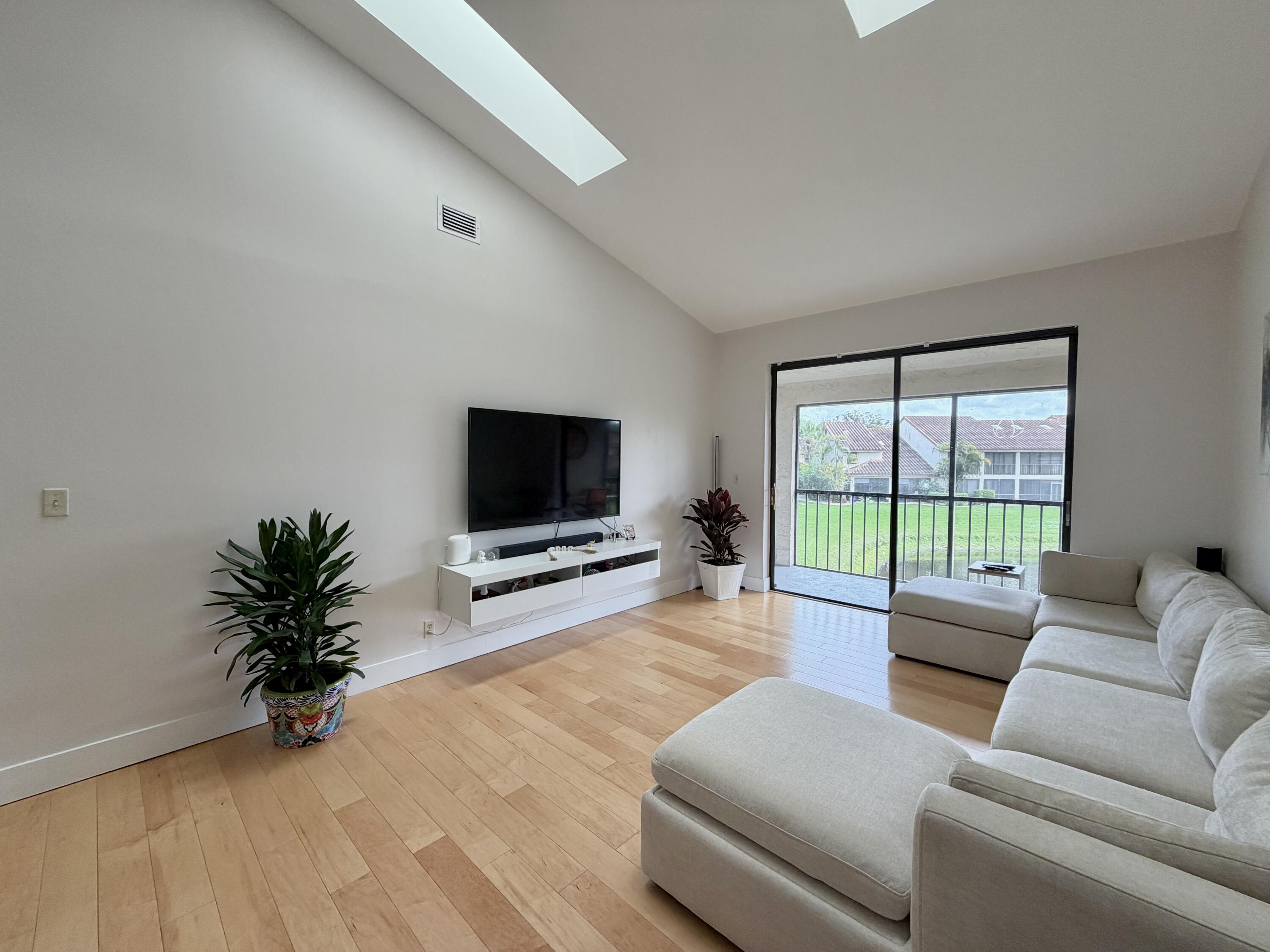 7935 La Mirada Drive Boca Raton, FL 33433 - Photo 25 of 71 IMG_0657