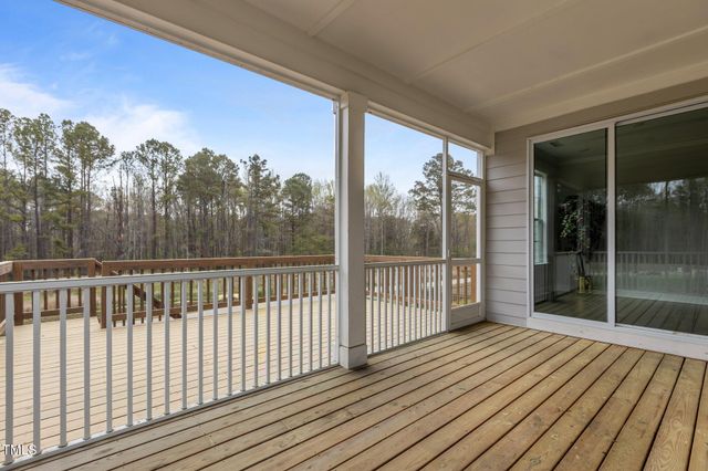 $950,000 | 3020 Mavisbank Circle, Apex, NC 27502