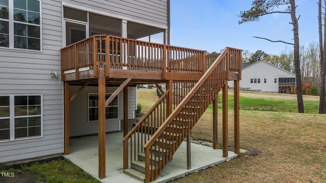 $950,000 | 3020 Mavisbank Circle, Apex, NC 27502