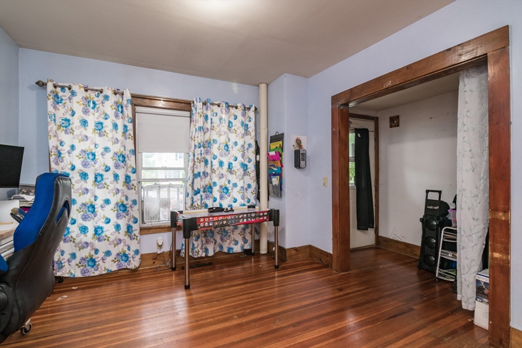 14-16 Revere Street Springfield, MA 01108 - Photo 4 of 35 Gallery Image 4