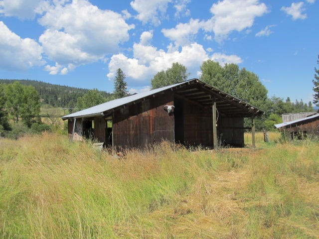 18182 Westside Calispel Road Cusick, WA 99119 - Photo 8 of 12