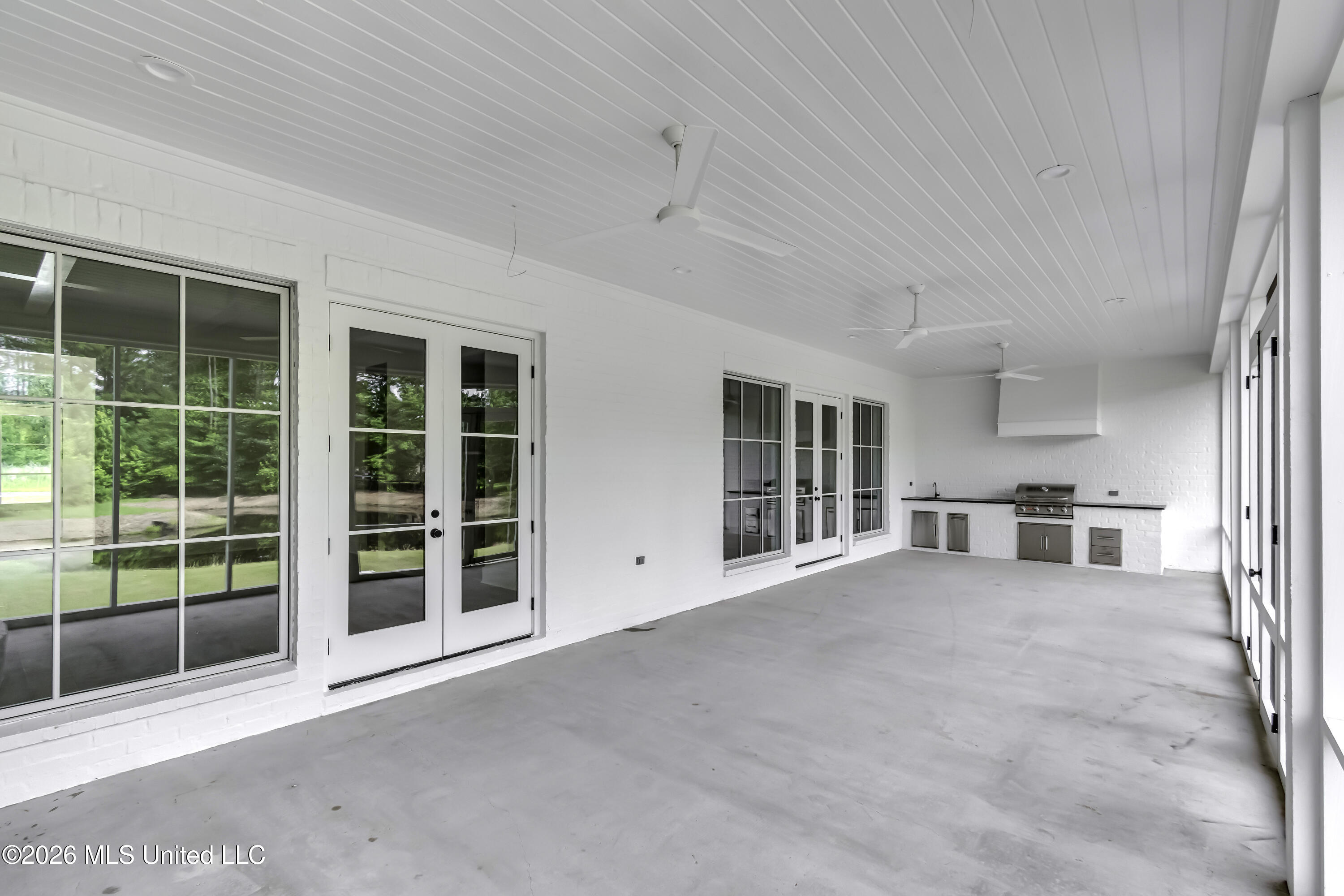 115 Hidden Glades Ridgeland, MS 39157 - Photo 64 of 65 Rear Porch