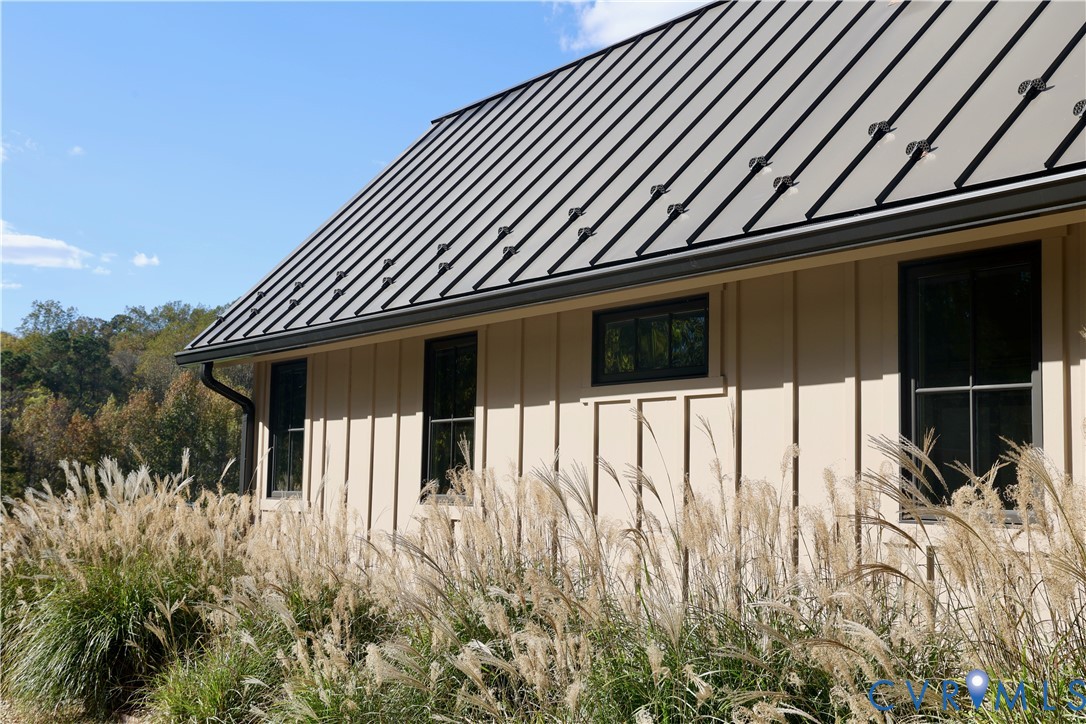 794 River Road West Manakin-Sabot, VA 23103 - Photo 8 of 82 Standing seam metal roof and Hardiplank siding.