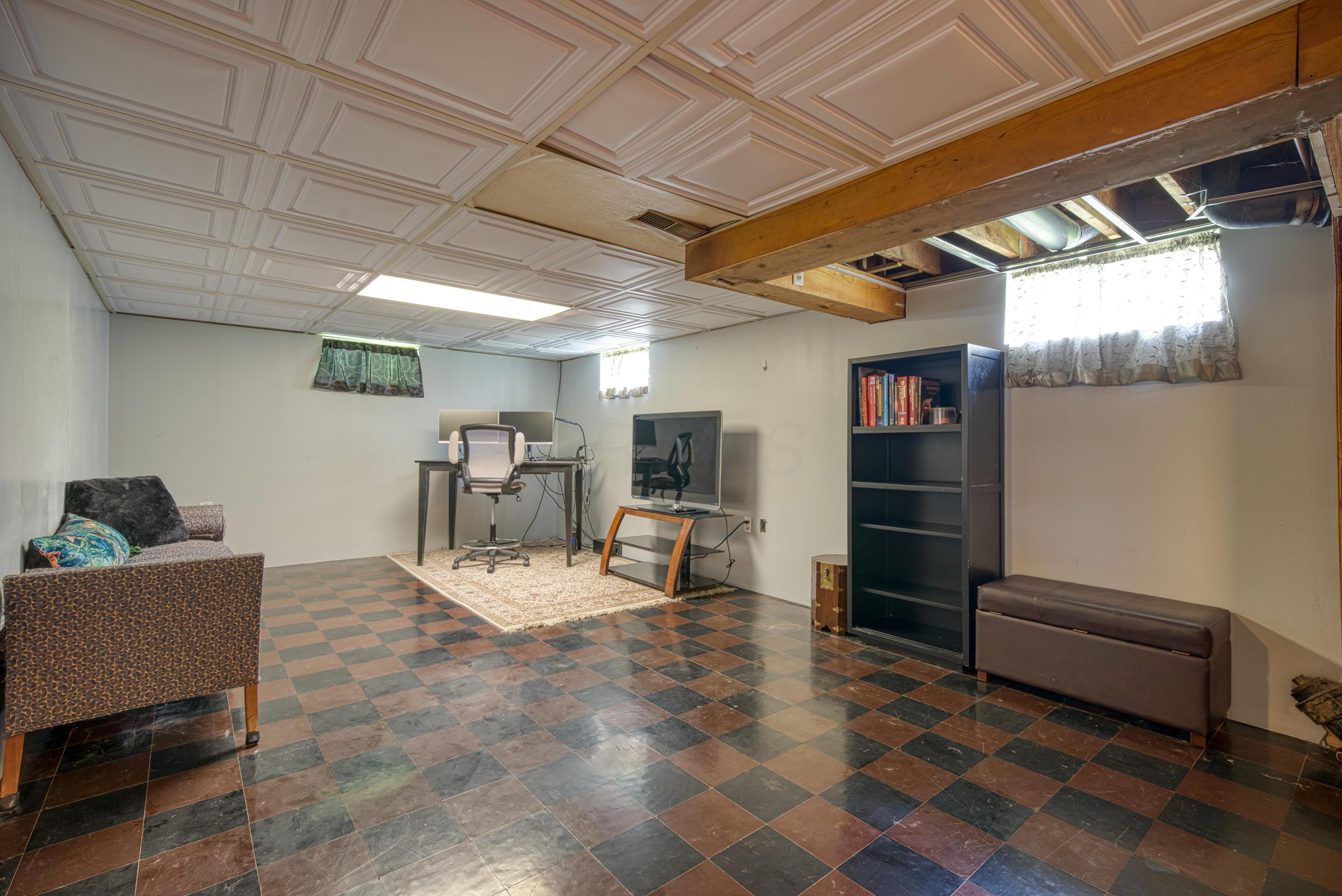 2579 Woodley Road Columbus, OH 43231 - Photo 40 of 55 Gallery Image 40