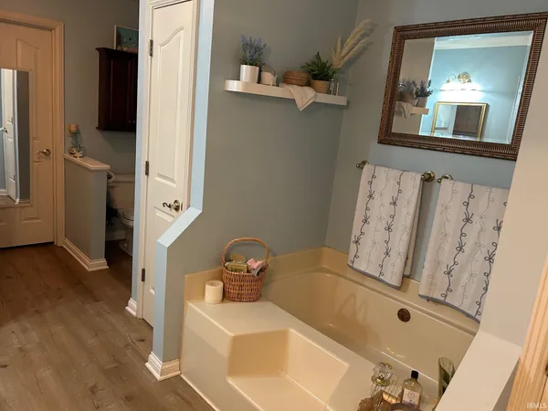 $437,500 | 3288 Westhampton Drive, Newburgh, IN 47630