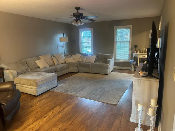 $437,500 | 3288 Westhampton Drive, Newburgh, IN 47630