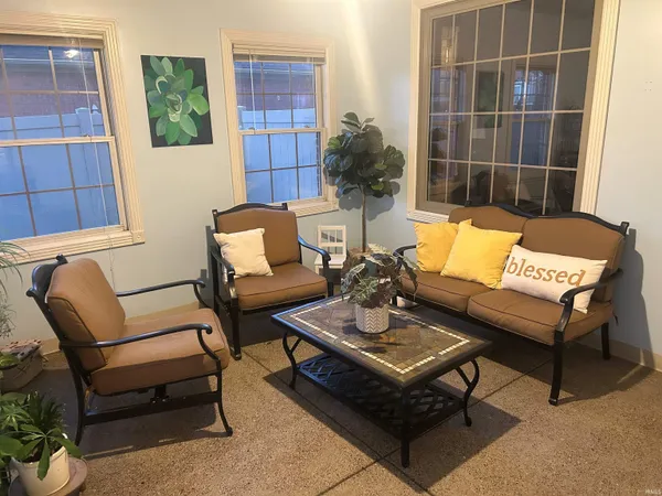 $437,500 | 3288 Westhampton Drive, Newburgh, IN 47630