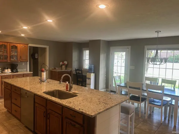 $437,500 | 3288 Westhampton Drive, Newburgh, IN 47630