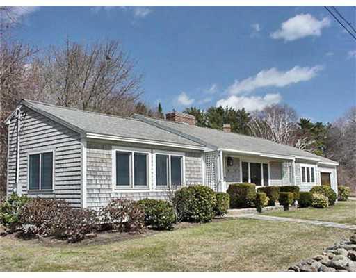 23 Frazier Pasture Road Ogunquit, ME 03907 - Photo 1 of 11 Exterior Front.