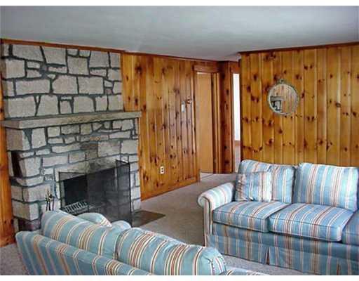 23 Frazier Pasture Road Ogunquit, ME 03907 - Photo 3 of 11 Living Room.