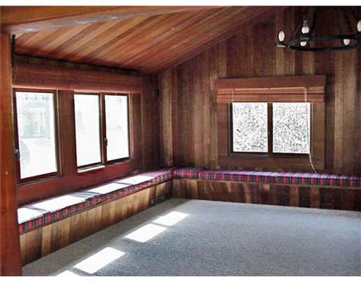 23 Frazier Pasture Road Ogunquit, ME 03907 - Photo 4 of 11 Den/Family/Great Room.