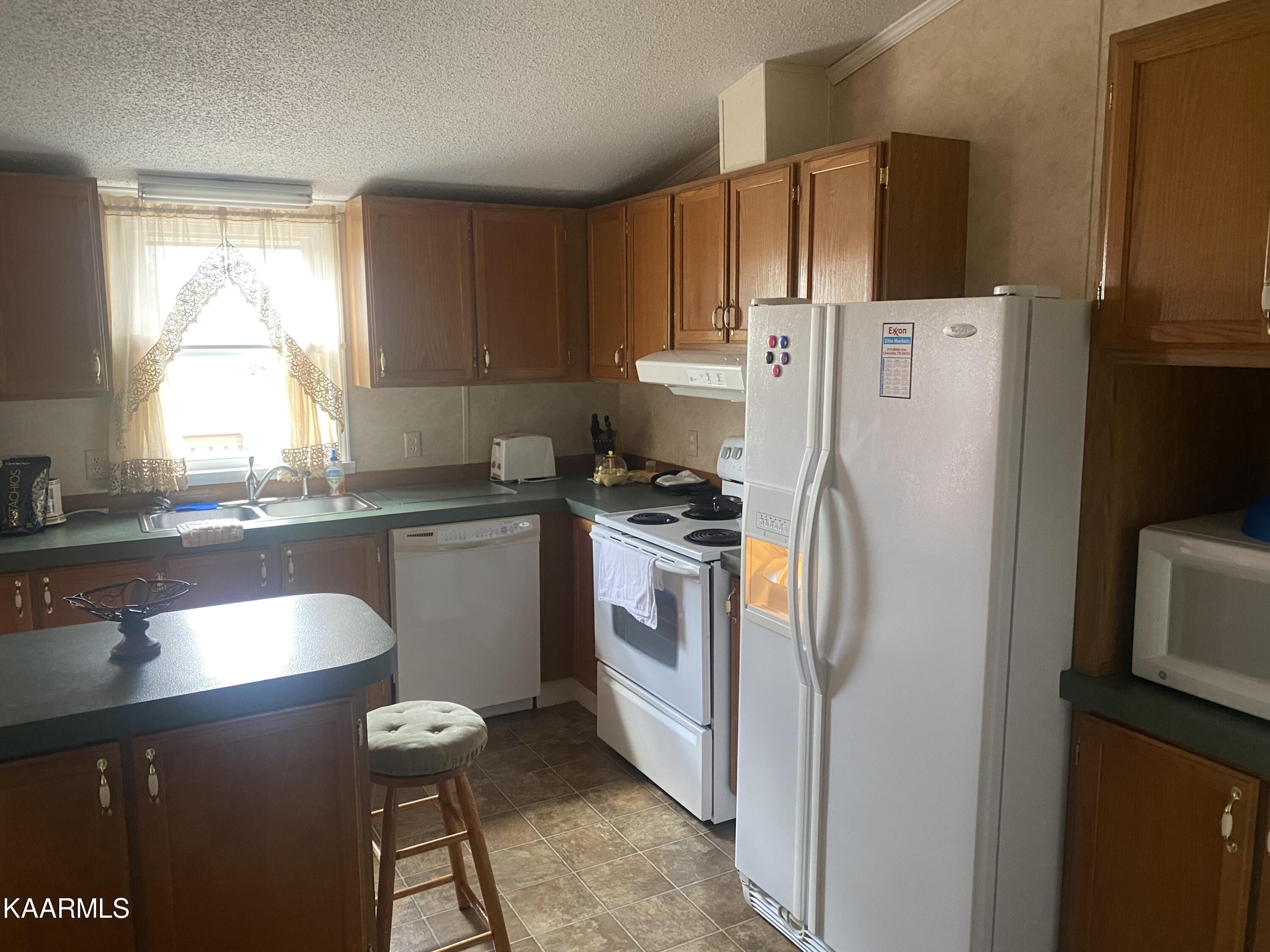 621 Potato Farm Road Crossville, TN 38571 - Photo 15 of 32 22041CCB-9A8D-4BA0-B149-F4357BDD85E8