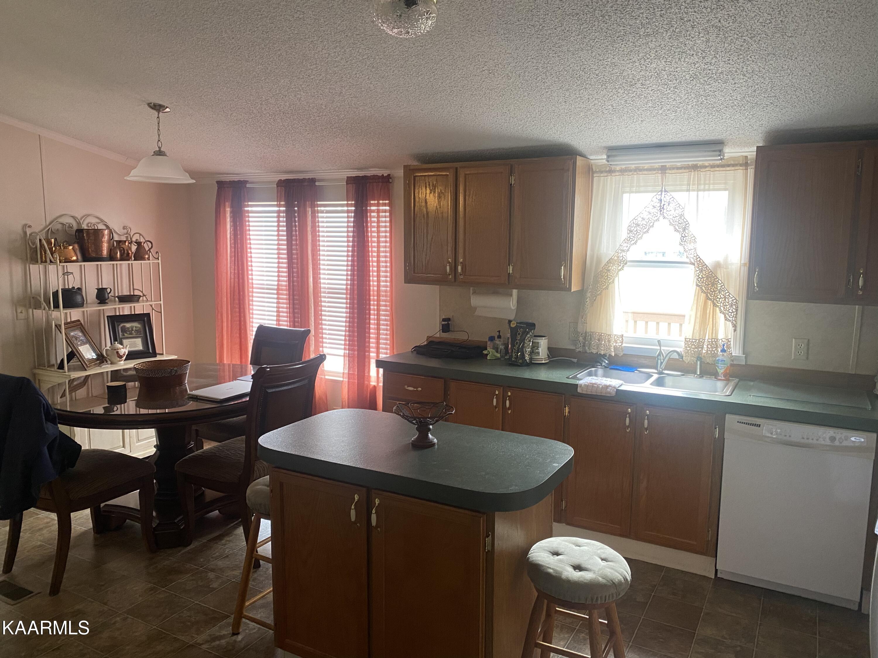 621 Potato Farm Road Crossville, TN 38571 - Photo 17 of 32 A70C7483-71D5-4E36-8C34-9961C873EA86