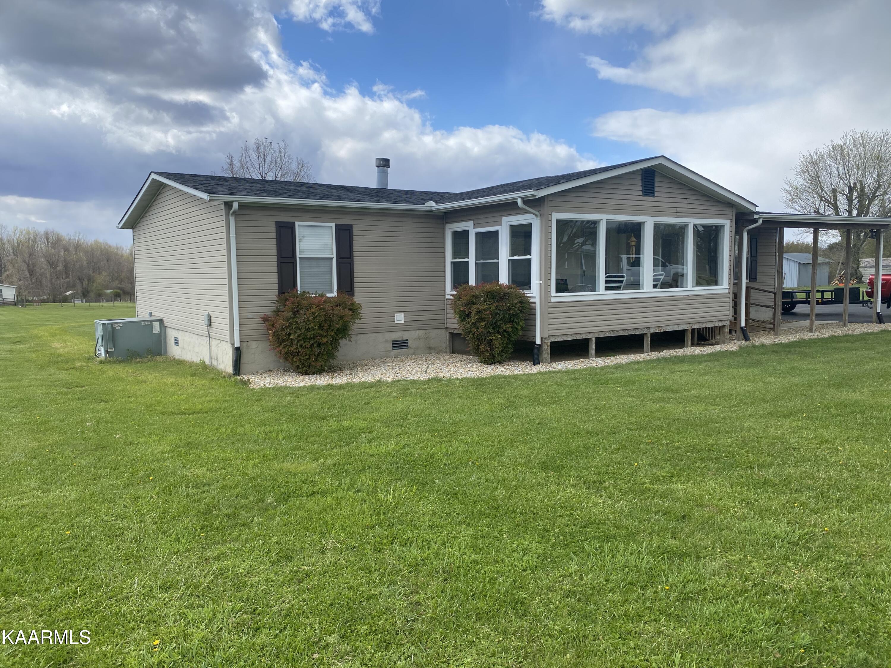 621 Potato Farm Road Crossville, TN 38571 - Photo 2 of 32 D8DD70BB-3624-4272-9A04-5313B4002759