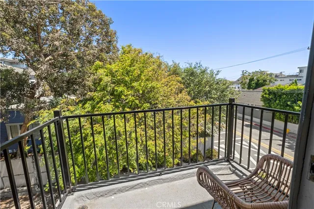 $2,098 | 101 Dudley Avenue, Unit D, Venice, CA 90291