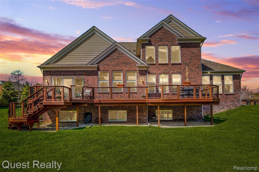 6985 Oakhurst Ridge Road Clarkston, MI 48348 - Photo 2 of 47
