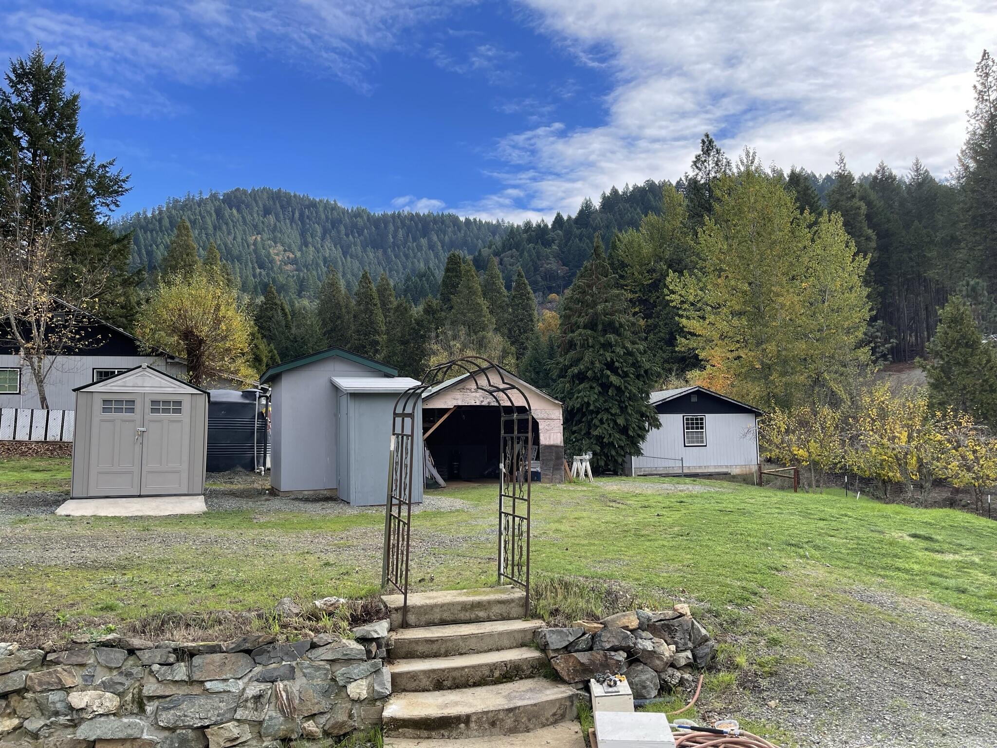 211 Humphrey Addition Road Glendale, OR 97442 - Photo 28 of 31 65765875177__C37A40F9-26E6-40DE-B7C0-FEC