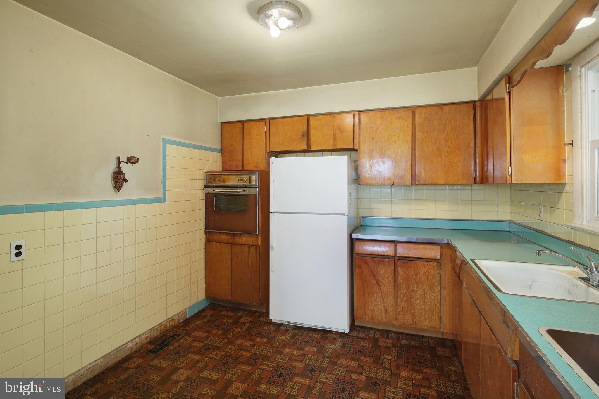 54 Home Road Hatboro, PA 19040 - Photo 7 of 27