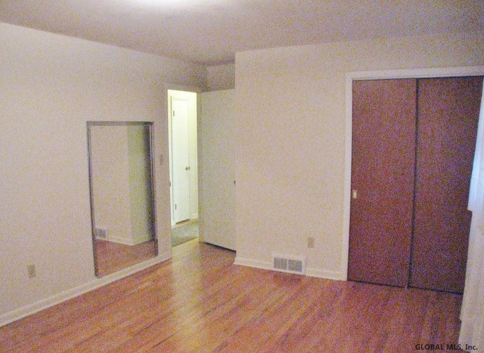 23 Oxford Road Albany, NY 12203 - Photo 12 of 24 Photo 12