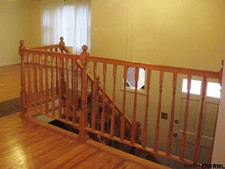 23 Oxford Road Albany, NY 12203 - Photo 3 of 24 Photo 3
