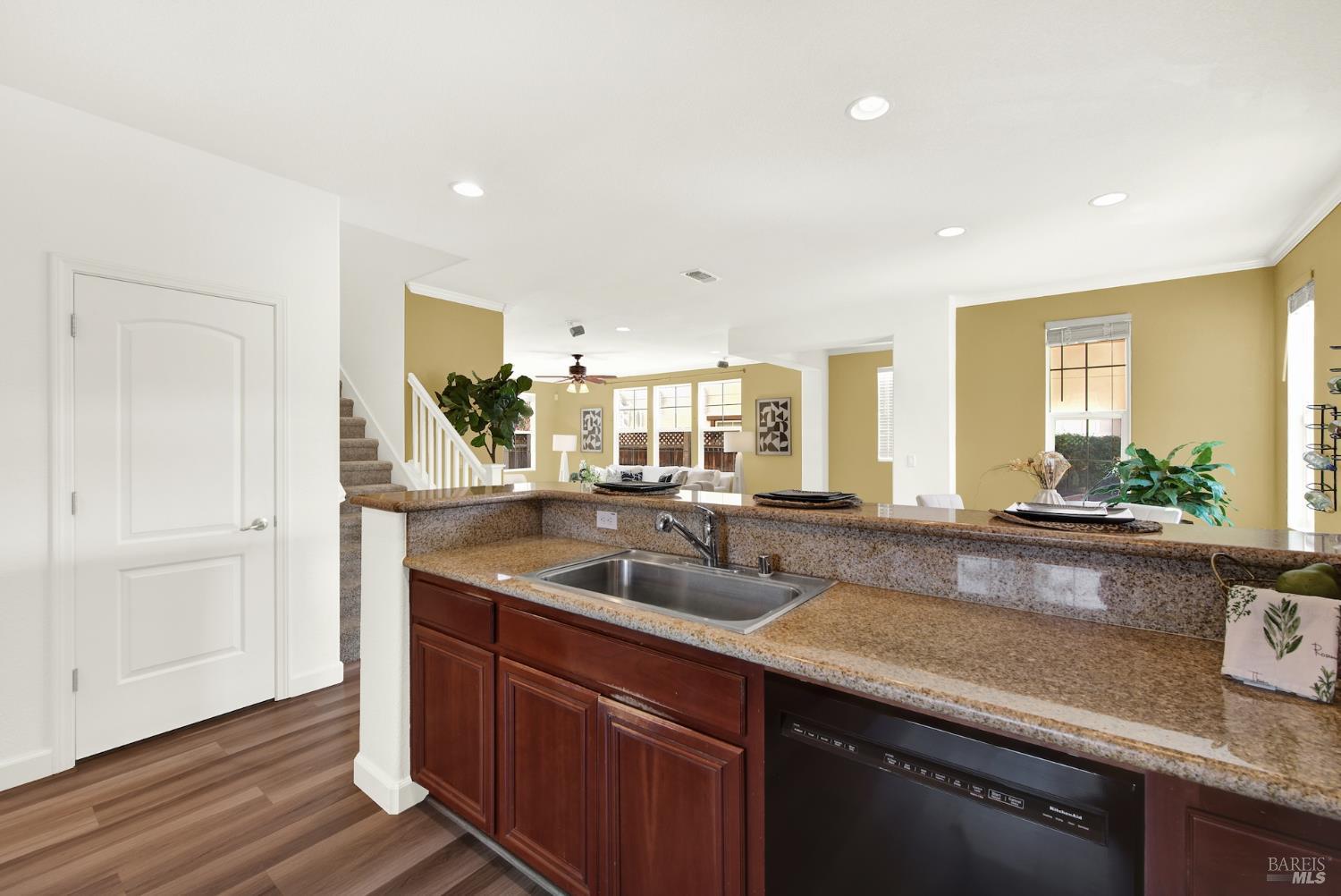 7004 Alder Creek Road Vallejo, CA 94591 - Photo 28 of 68