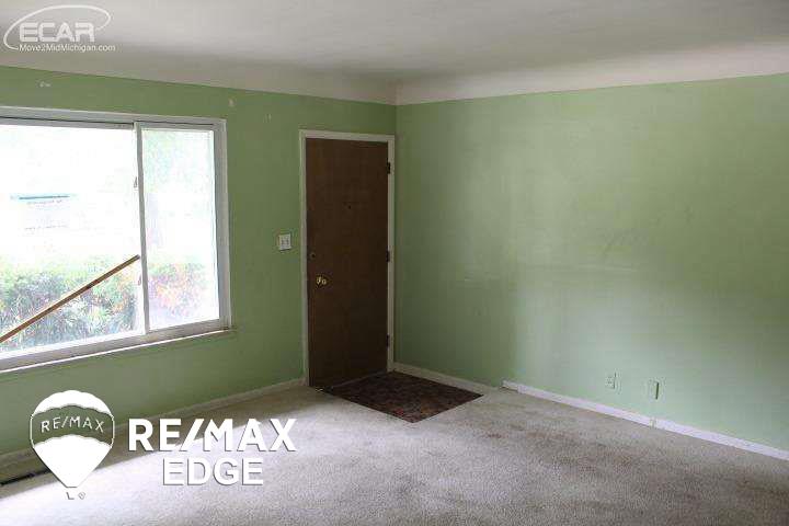 1514 Randy Court Flint, MI 48505 - Photo 21 of 24 21215745-20.JPG