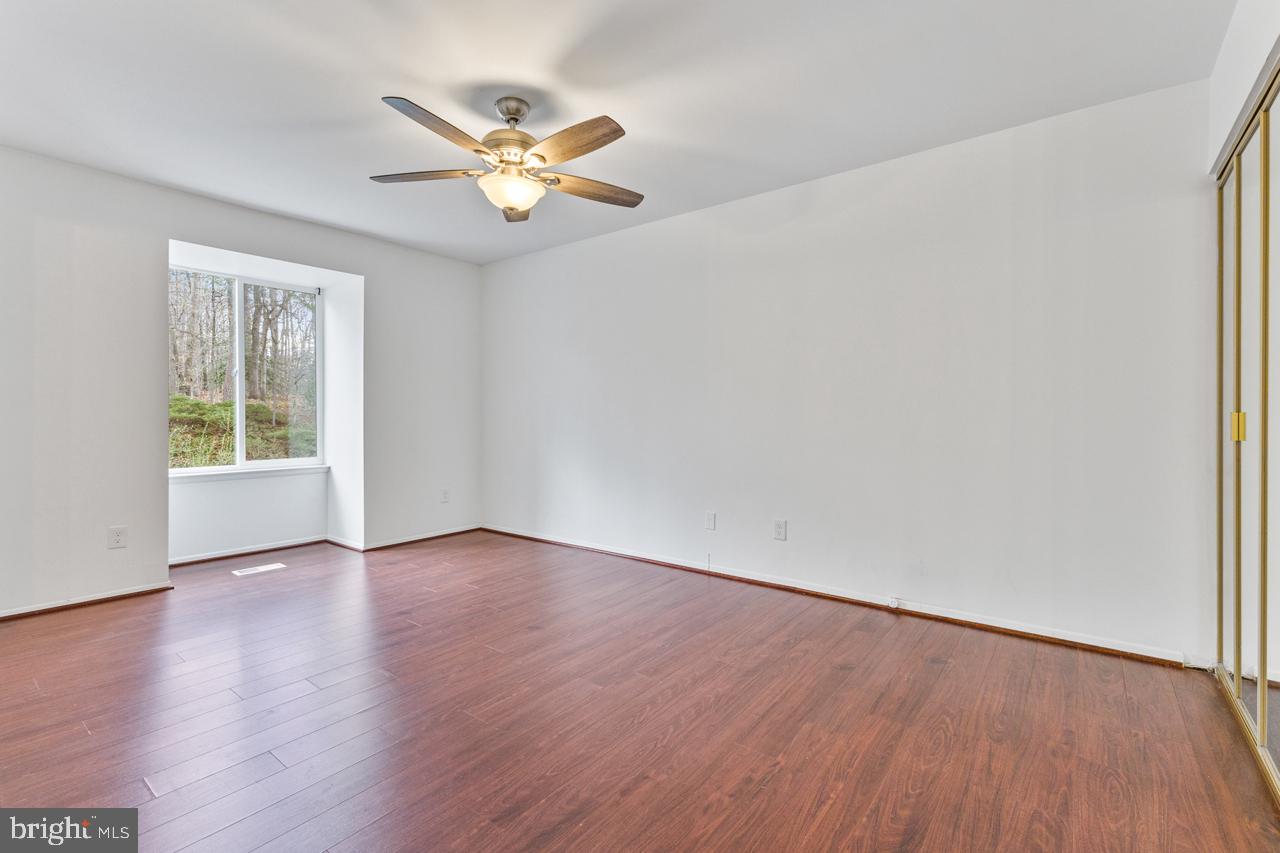 6026 Timber Hollow Lane Springfield, VA 22152 - Photo 7 of 23 Gallery Image 7