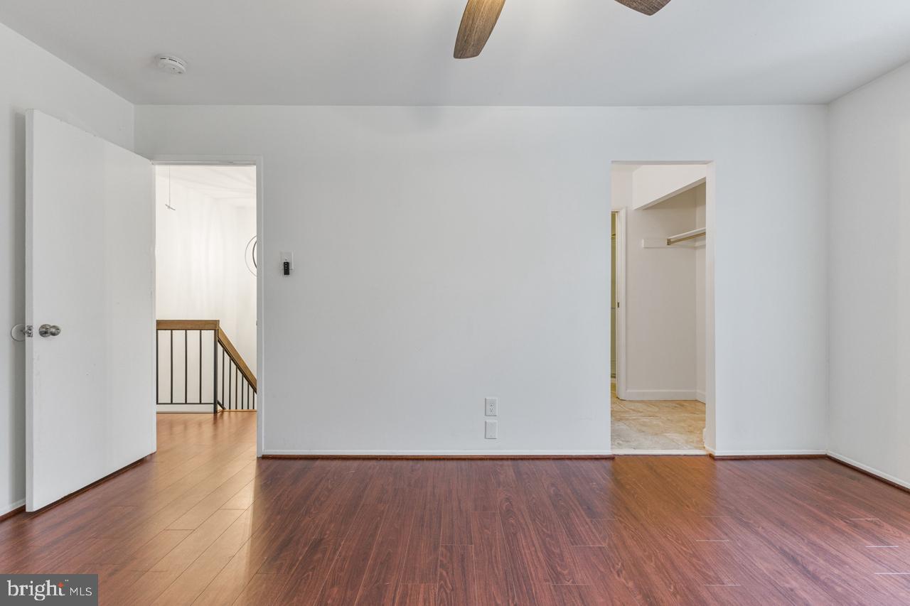 6026 Timber Hollow Lane Springfield, VA 22152 - Photo 8 of 23 Gallery Image 8