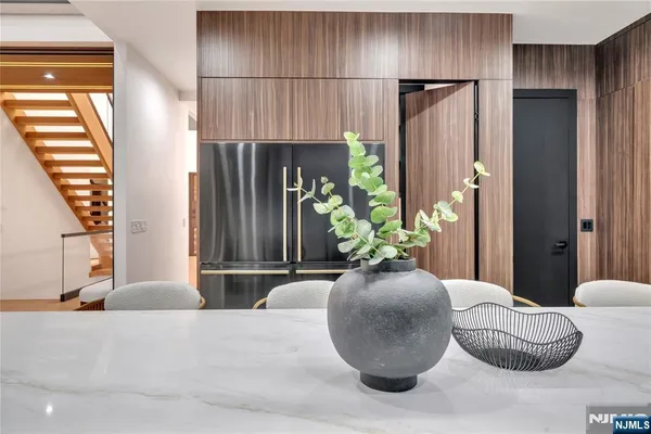 $19,500 | 801 Godwin Road, Paramus, NJ 07652