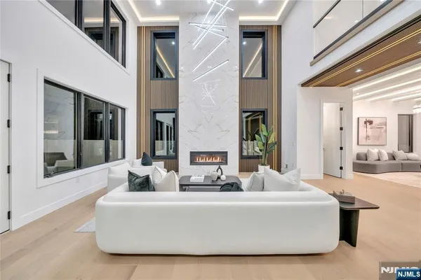 $19,500 | 801 Godwin Road, Paramus, NJ 07652