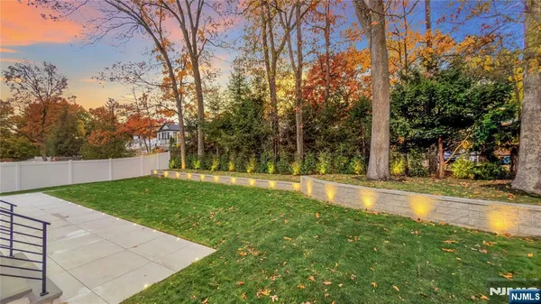 $19,500 | 801 Godwin Road, Paramus, NJ 07652