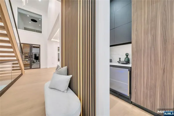 $19,500 | 801 Godwin Road, Paramus, NJ 07652