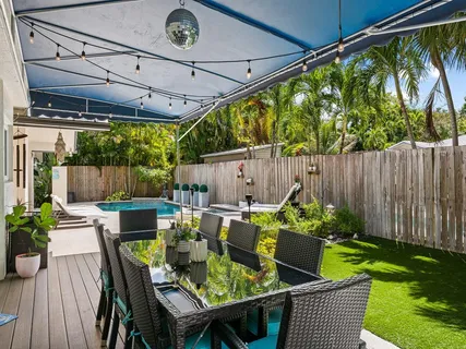 a outdoor view with a sitting space