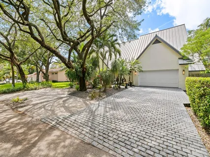 a view of backyard of house