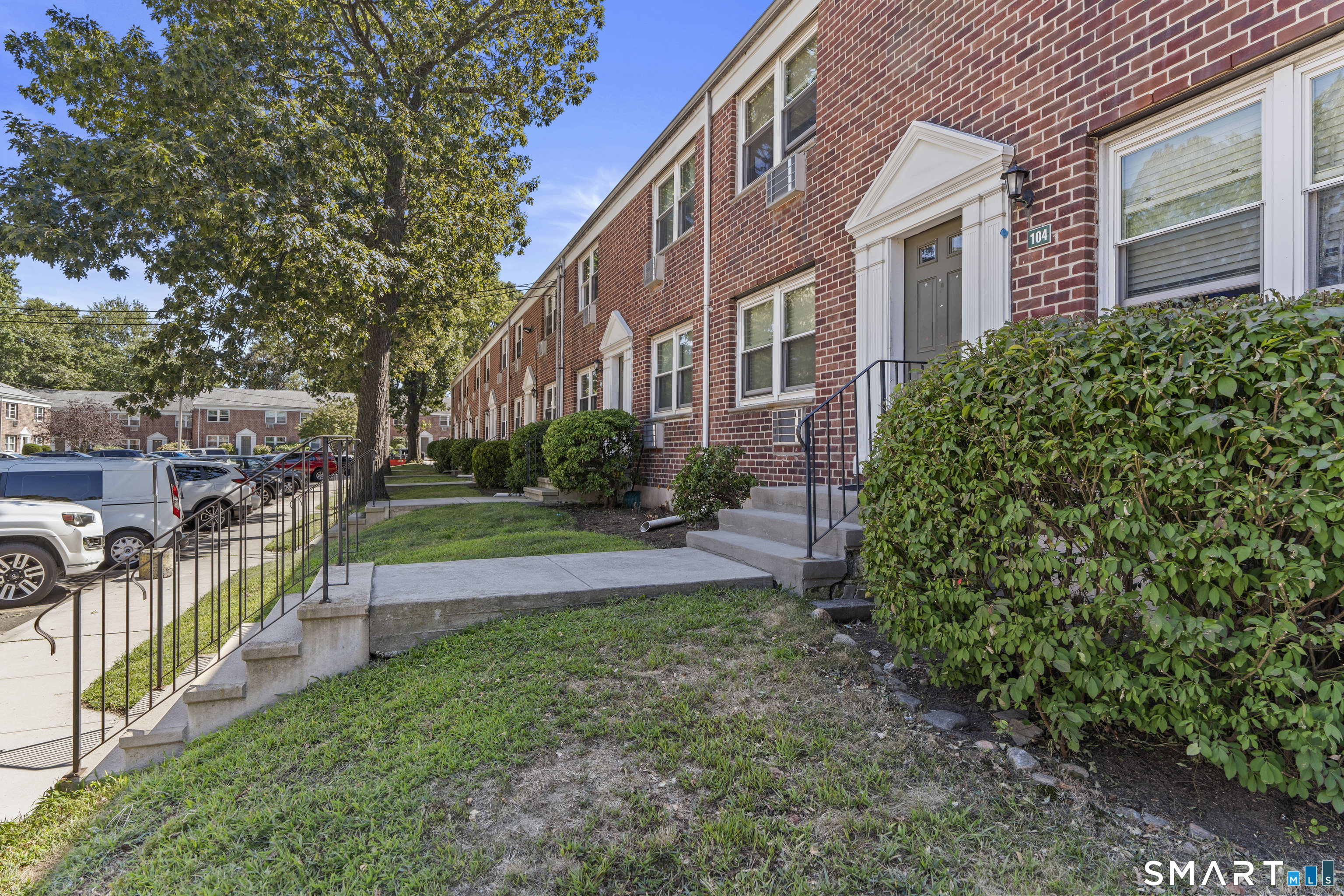 78 Blachley Road, Unit D Stamford, CT 06902 - Photo 20 of 32 Gallery Image 20