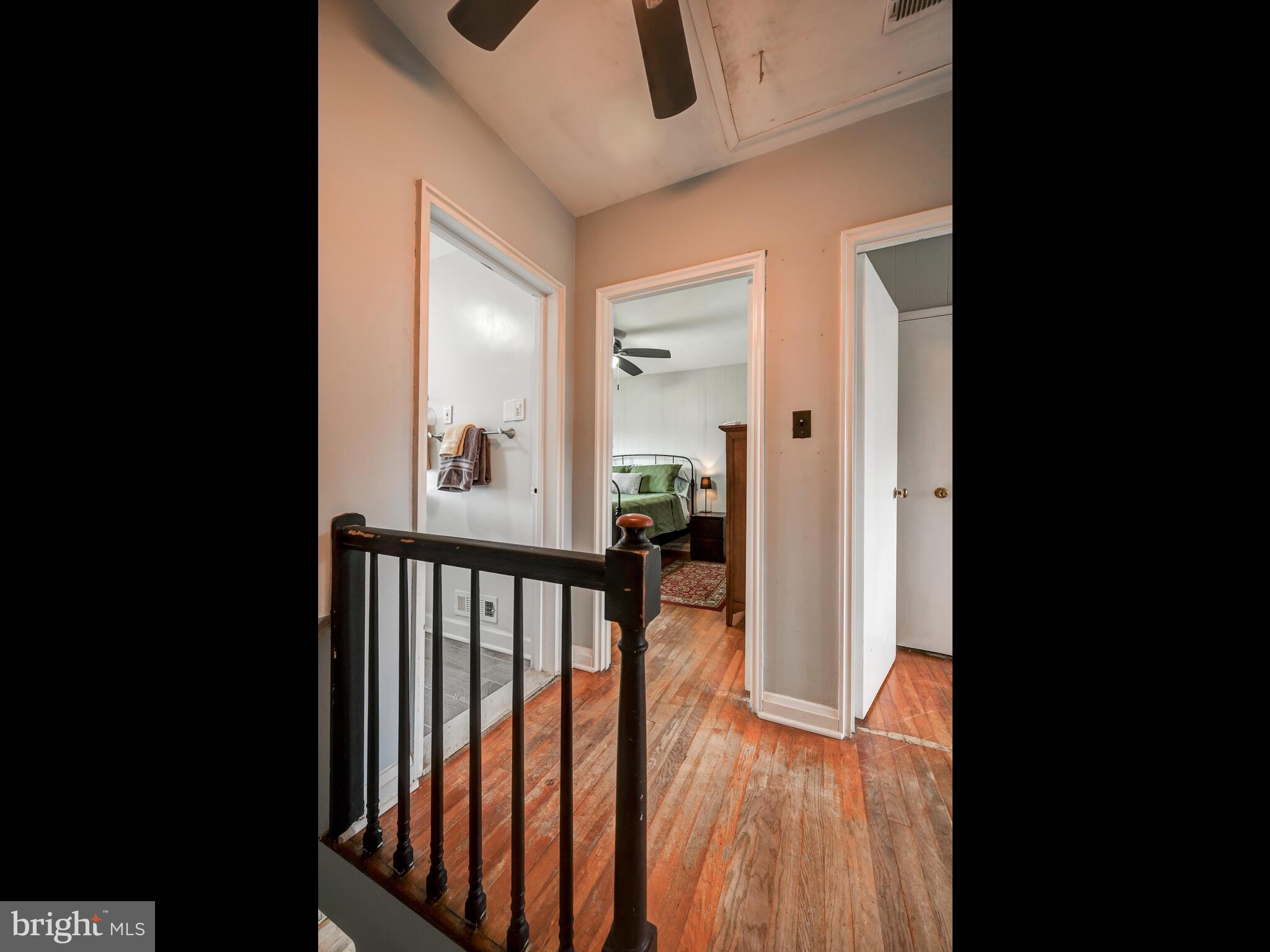 2017 Wareham Road Baltimore, MD 21222 - Photo 21 of 36 Upper level hall