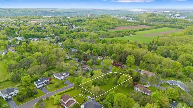 $70,000 | 6002 Sewickley Drive, De Witt, NY 13078