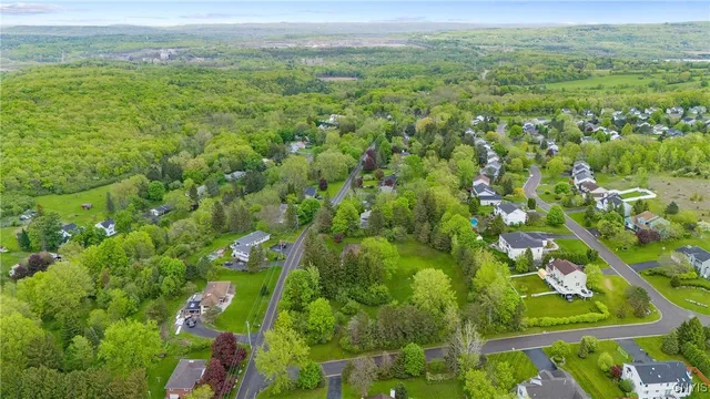 $70,000 | 6002 Sewickley Drive, De Witt, NY 13078