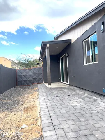 $2,050 | 1406 East Cinnabar Avenue, Phoenix, AZ 85020