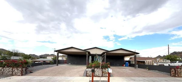 $1,999 | 1406 East Cinnabar Avenue, Phoenix, AZ 85020