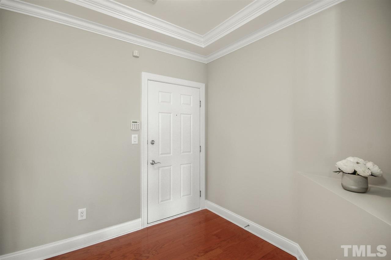 10411 Rosegate Court, Unit 306 Raleigh, NC 27617 - Photo 4 of 30