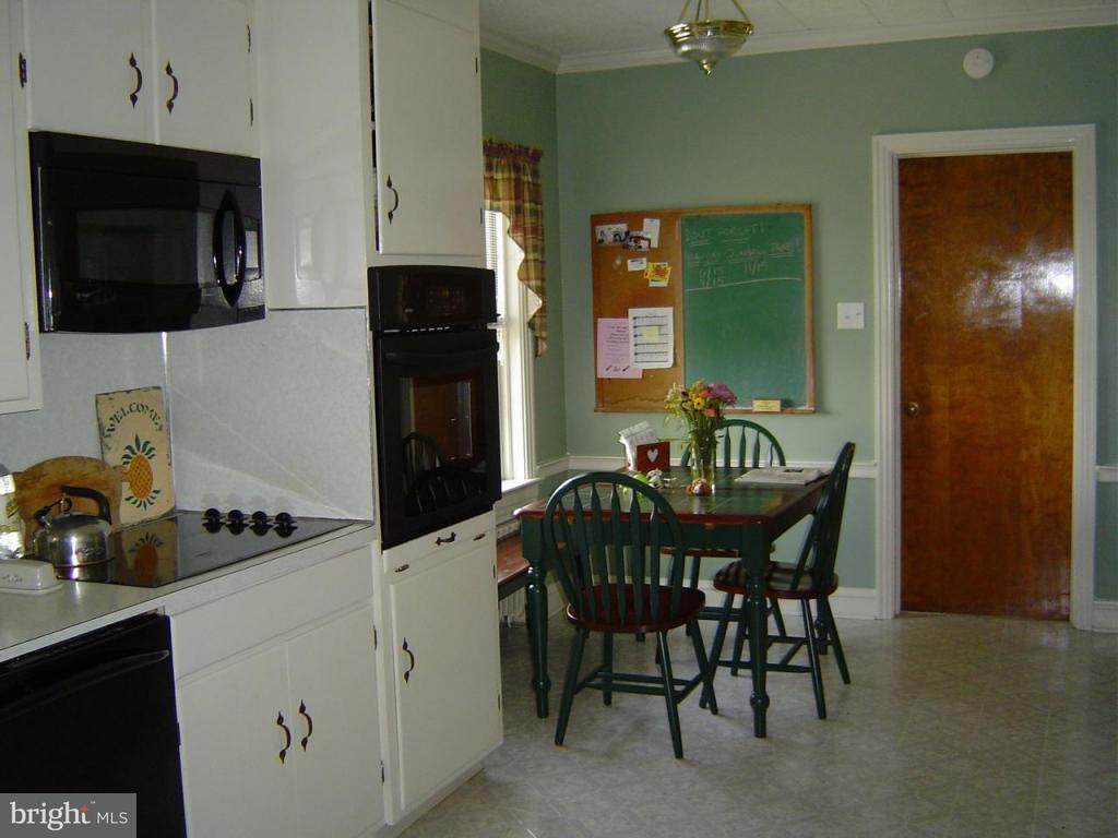 155 Owl Hill Road Lititz, PA 17543 - Photo 3 of 23