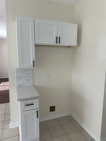 $3,500 | 4510 Chestnut Meadow Drive, Sugar Land, TX 77479