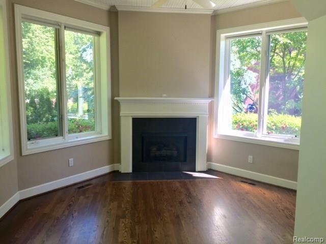 3674 Walnut Brook Drive Rochester, MI 48309 - Photo 3 of 24 FullSizeRender.jpg