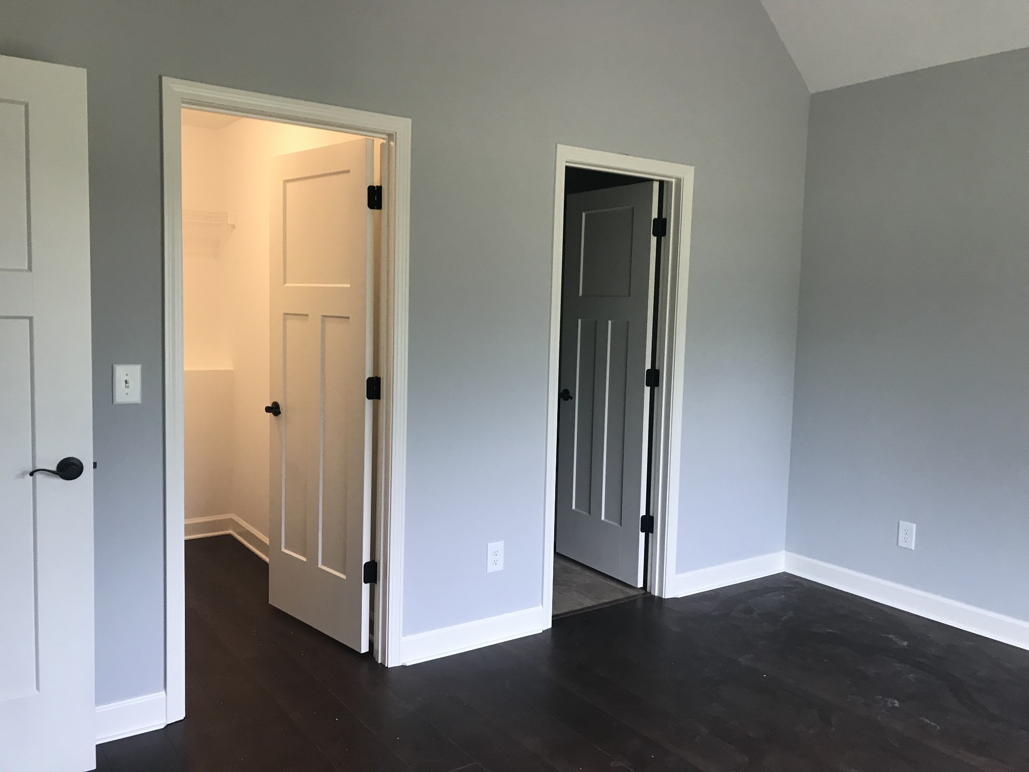 461 Pruett Road Dickson, TN 37055 - Photo 11 of 20 a view of a hallway with wooden floor
