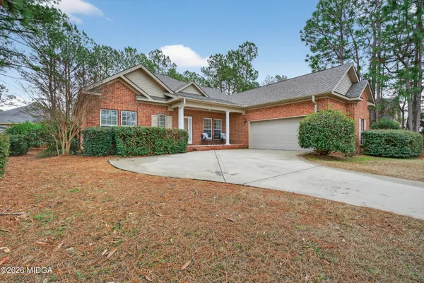 $319,900 | 122 Shadow Lawn Drive, Byron, GA 31008